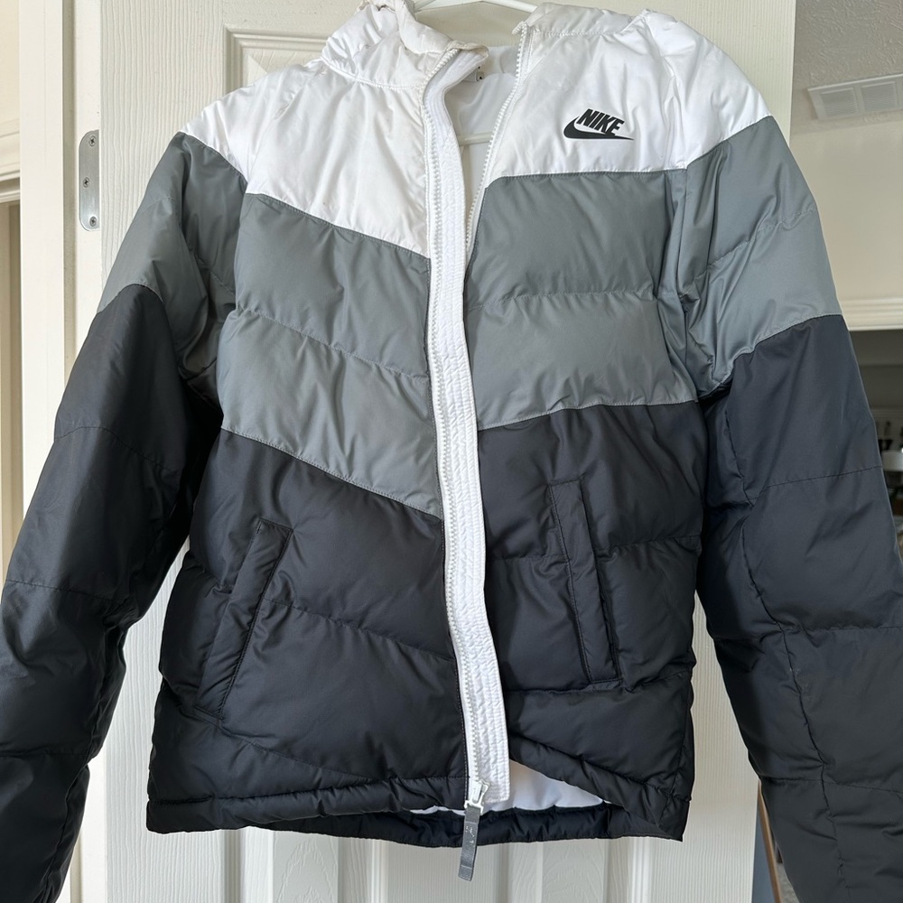 Boys Nike puffer coat